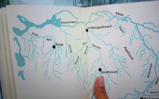 75__beken_vanuit_de_Maas